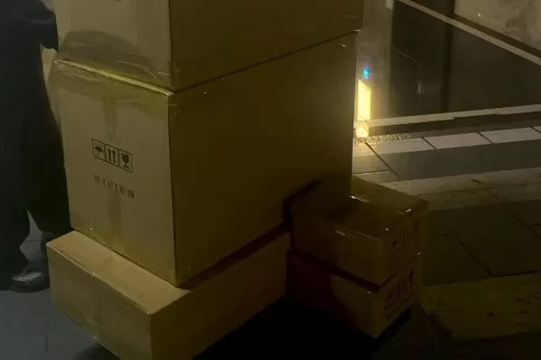 الدرونات في المصنع